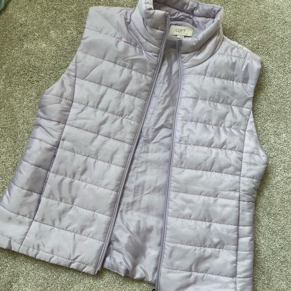 Ann Taylor Loft Lilac Puffer Vest - Picture 1 of 4